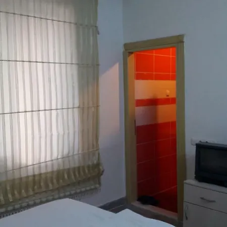 Gunay Hotel 2*